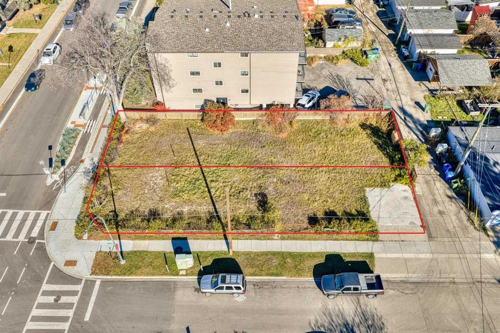 737-739 2 Avenue Nw, Calgary, AB