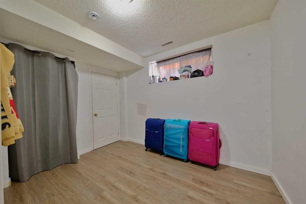 179 Saddlemead Close Ne, Calgary, AB