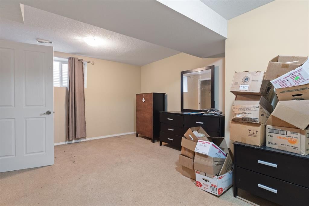 23 Saddlecrest Way Ne, Calgary, AB