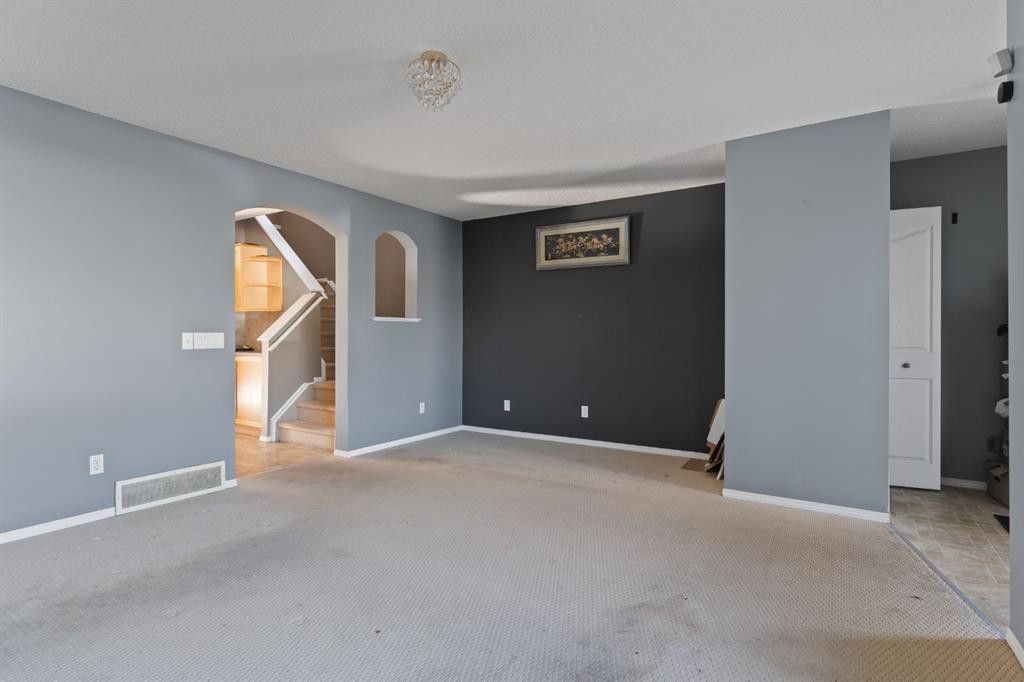 23 Saddlecrest Way Ne, Calgary, AB