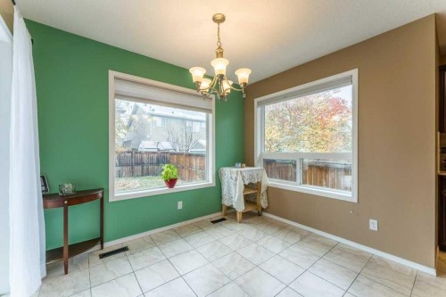 19 Silverado Skies Bay Sw, Calgary, AB 