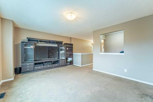 19 Silverado Skies Bay Sw, Calgary, AB 