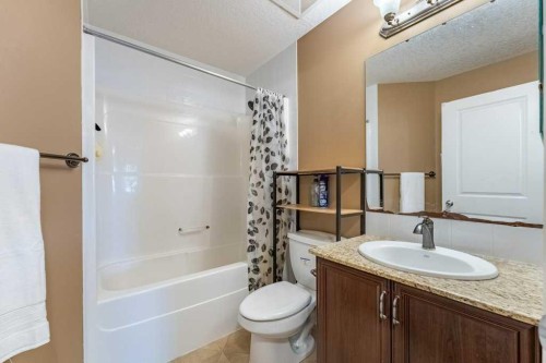 19 Silverado Skies Bay Sw, Calgary, AB 