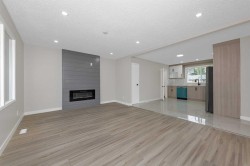 43 Maranda Close NE Calgary, AB T2A 3E7