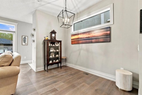 1920 43 Avenue Sw, Calgary, AB 