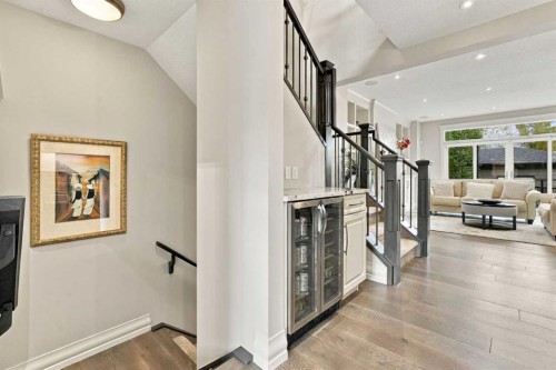 1920 43 Avenue Sw, Calgary, AB 
