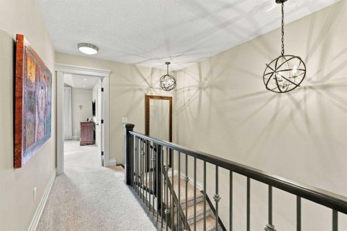 1920 43 Avenue Sw, Calgary, AB 