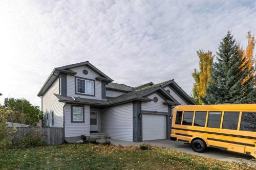 829 Westmount Drive  Strathmore, AB T1P 1P8