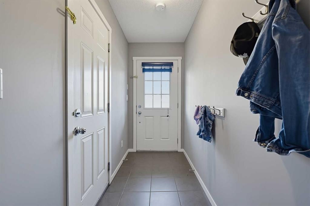 79 Evansview Gardens Nw, Calgary, AB