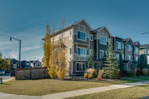133 Sundown Road  Cochrane, AB T4C 2M5