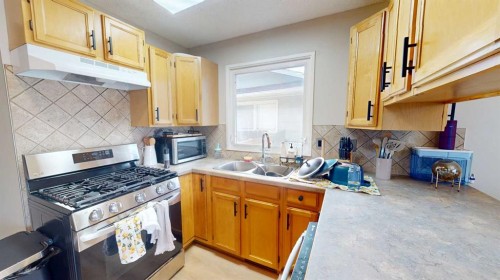 49 Sunhurst Crescent Se, Calgary, AB 
