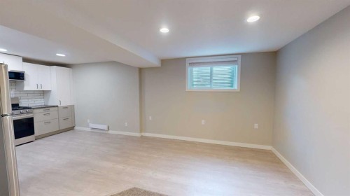 49 Sunhurst Crescent Se, Calgary, AB 