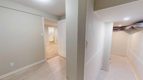 49 Sunhurst Crescent Se, Calgary, AB 