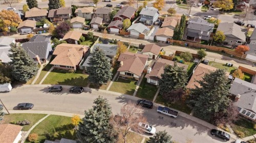 49 Sunhurst Crescent Se, Calgary, AB 