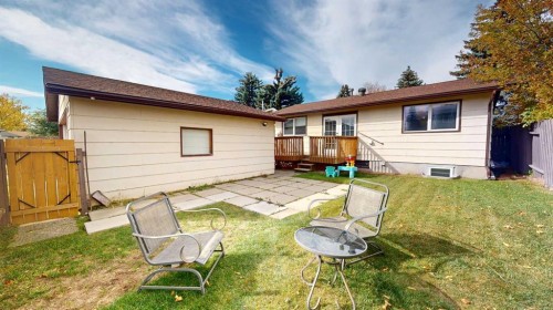 49 Sunhurst Crescent Se, Calgary, AB 