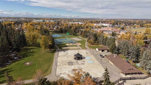 49 Sunhurst Crescent Se, Calgary, AB 