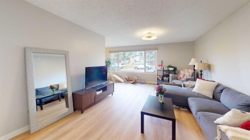 49 Sunhurst Crescent Se, Calgary, AB 