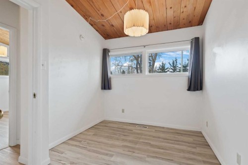 4703 14A Street Sw, Calgary, AB 