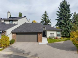 29-185 Woodridge Drive SW Calgary, AB T2W 3X7