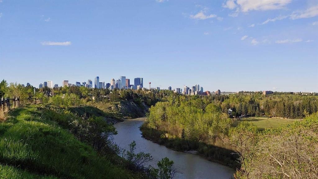 4310 16A Street Sw, Calgary, AB