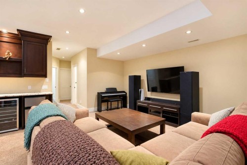 2134 3 Avenue Nw, Calgary, AB 