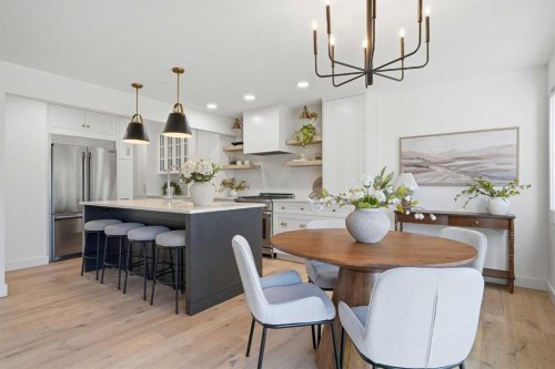 130 Chapman Close Se, Calgary, AB 