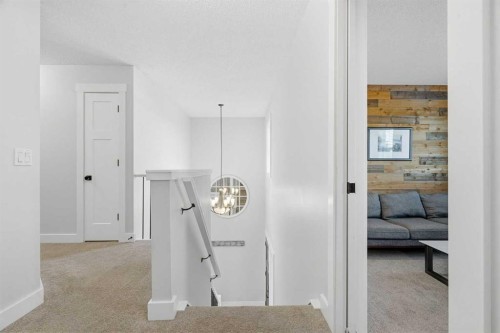 130 Chapman Close Se, Calgary, AB 
