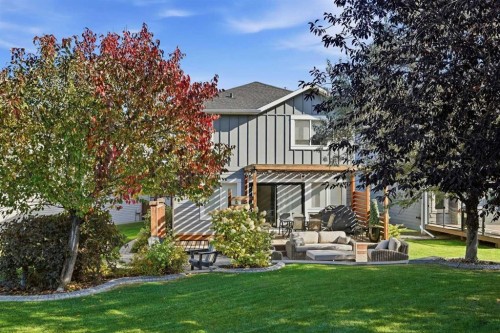 130 Chapman Close Se, Calgary, AB 