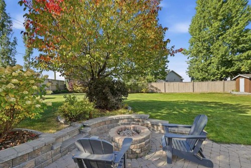130 Chapman Close Se, Calgary, AB 