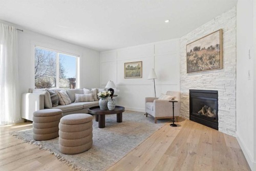 130 Chapman Close Se, Calgary, AB 