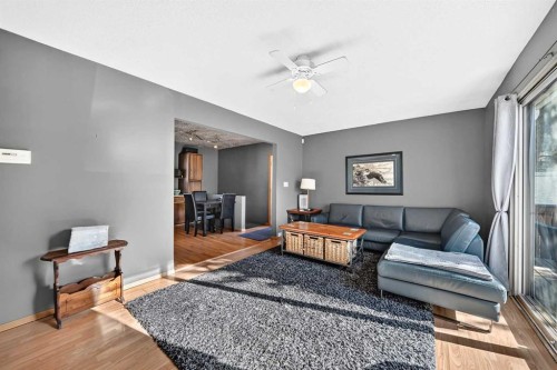 7312 36 Avenue Nw, Calgary, AB 