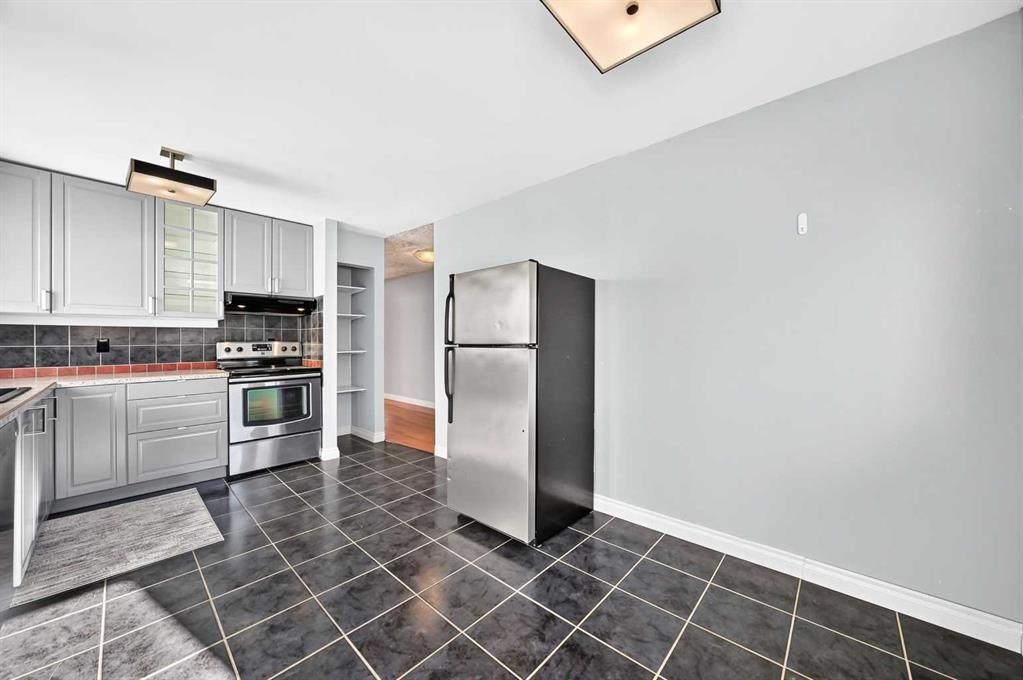 7312 36 Avenue Nw, Calgary, AB