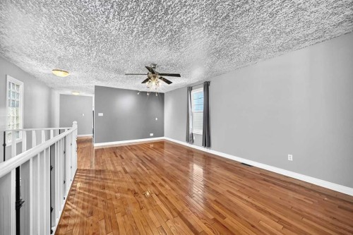 7312 36 Avenue Nw, Calgary, AB 