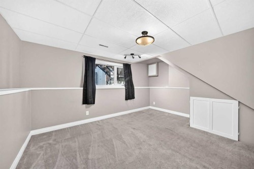 7312 36 Avenue Nw, Calgary, AB 