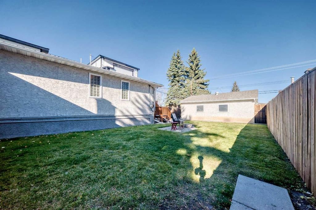 7312 36 Avenue Nw, Calgary, AB
