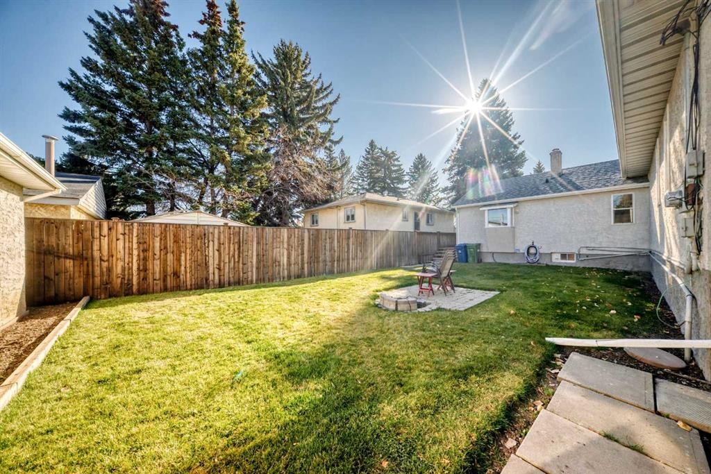 7312 36 Avenue Nw, Calgary, AB