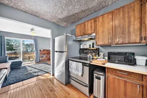 7312 36 Avenue Nw, Calgary, AB 