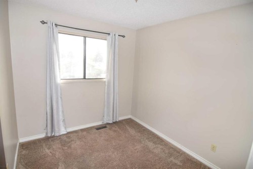 412 Abadan Place Ne, Calgary, AB 