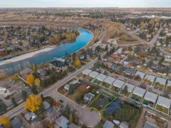 5216 18 Avenue NW Calgary, AB T3B 0R3