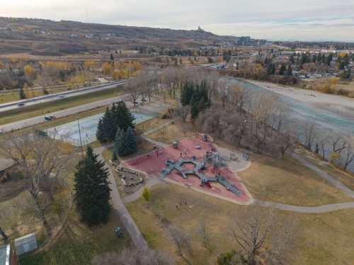 5216 18 Avenue Nw, Calgary, AB 
