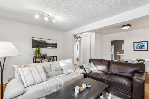 5216 18 Avenue Nw, Calgary, AB 