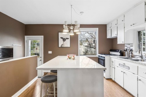 5216 18 Avenue Nw, Calgary, AB 