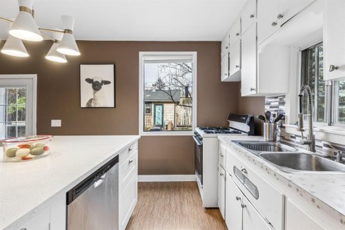 5216 18 Avenue Nw, Calgary, AB 