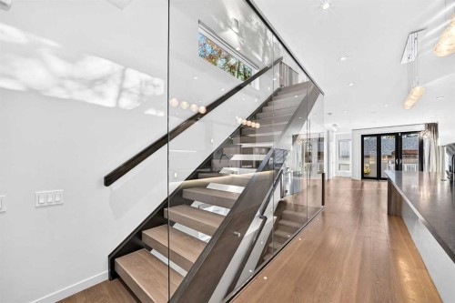 1743 8 Avenue Nw, Calgary, AB 