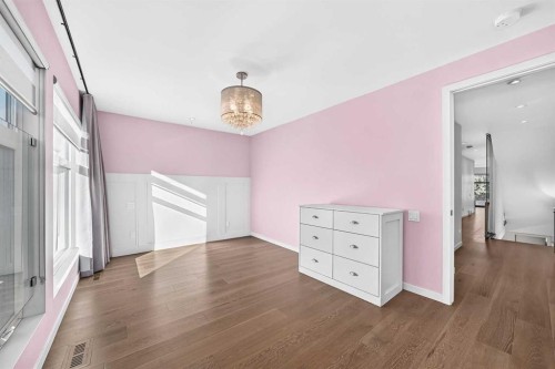 1743 8 Avenue Nw, Calgary, AB 