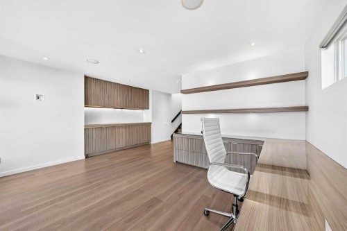 1743 8 Avenue Nw, Calgary, AB 