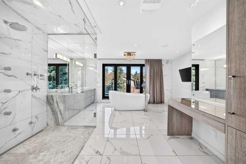 1743 8 Avenue Nw, Calgary, AB 
