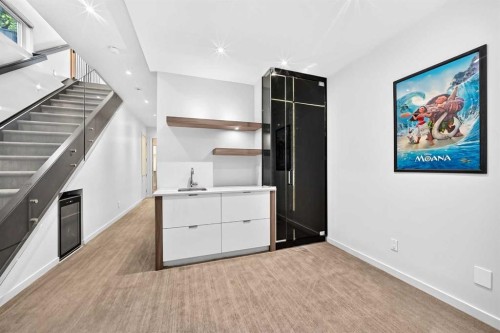 1743 8 Avenue Nw, Calgary, AB 
