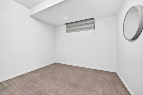 1743 8 Avenue Nw, Calgary, AB 