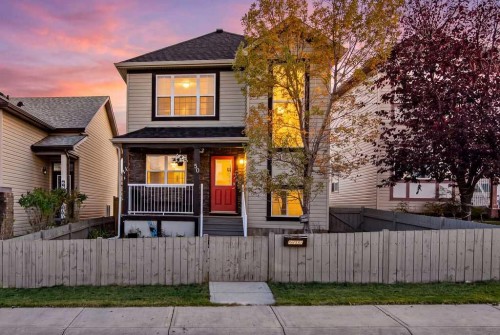 50 Cimarron Grove Way  Okotoks, AB T1S 2L9